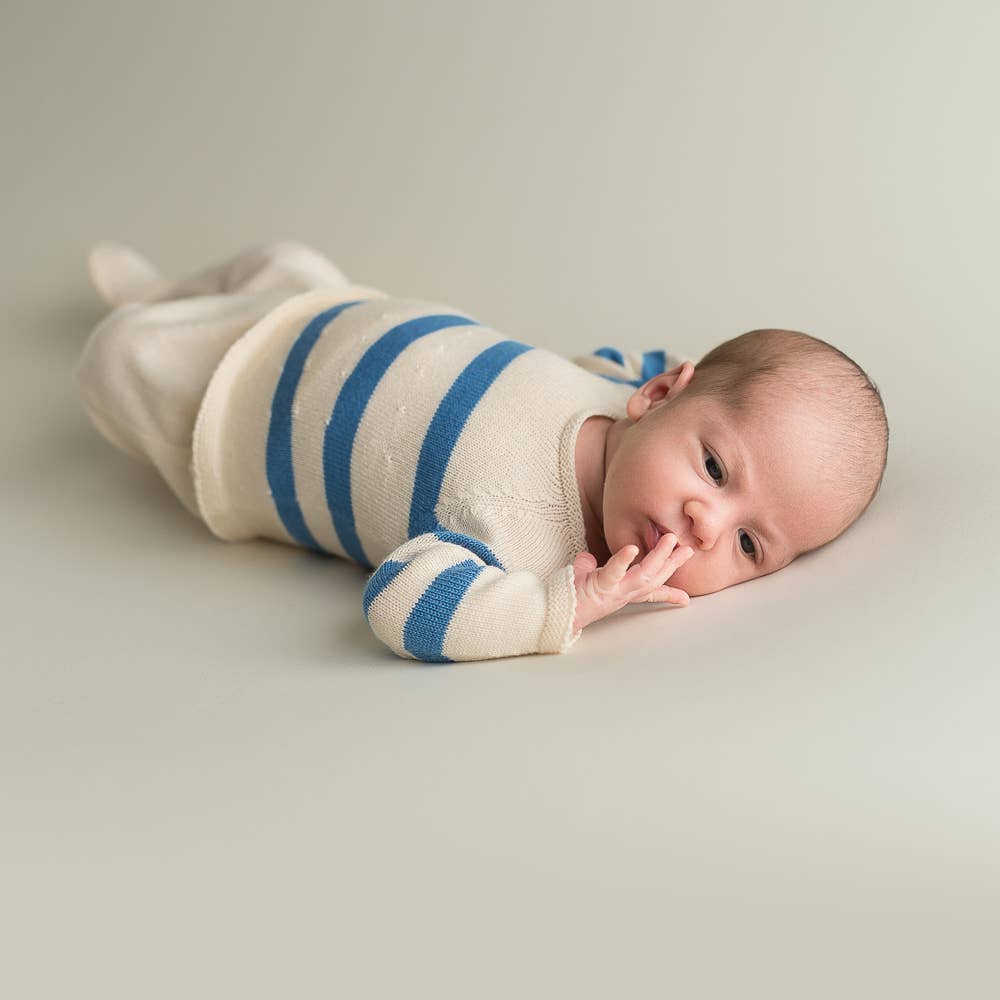 Intarsia ecru-blue royal sweater